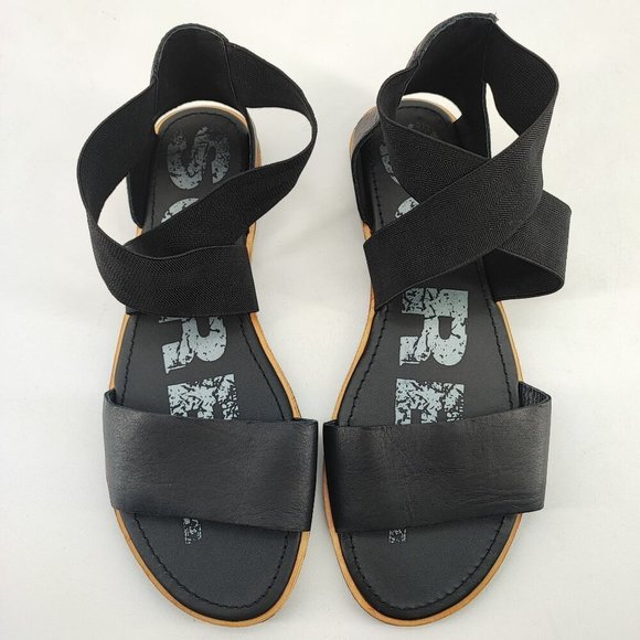 Sorel Black Sandals - Picture 4 of 8